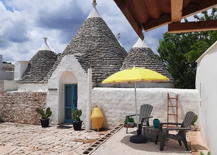 Casa Trullo Bianco: Casa Limone 公寓式酒店 4*