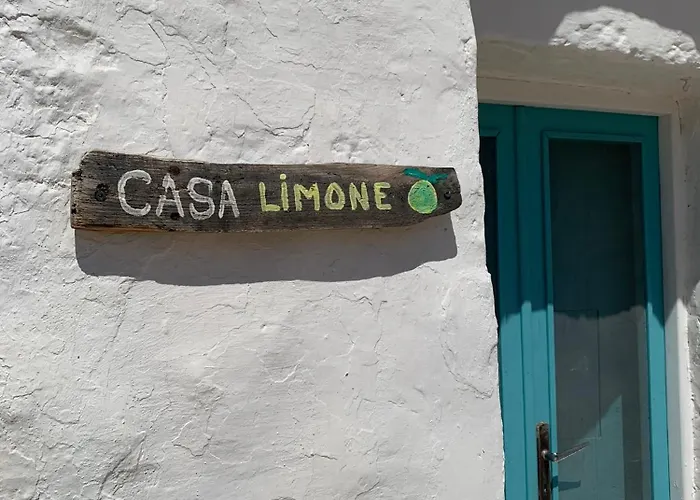 Casa Trullo Bianco: Casa Limone 公寓式酒店 4*